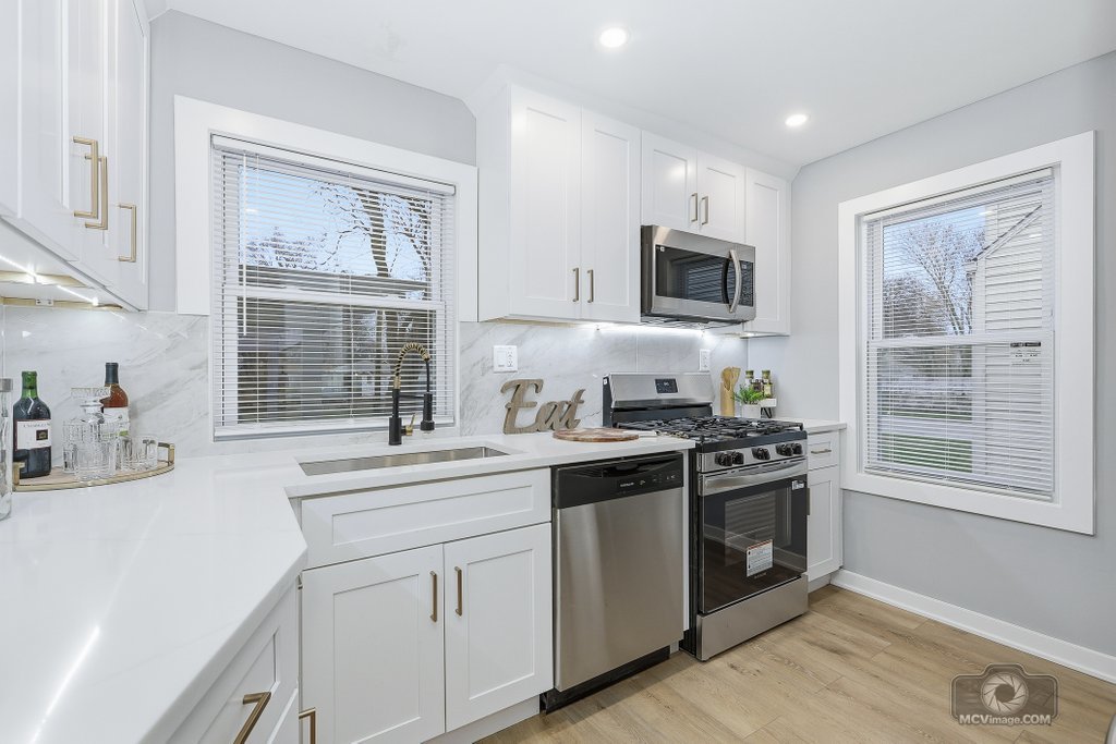 440 Engle Street Dolton, IL 60419 - Photo 6 of 19