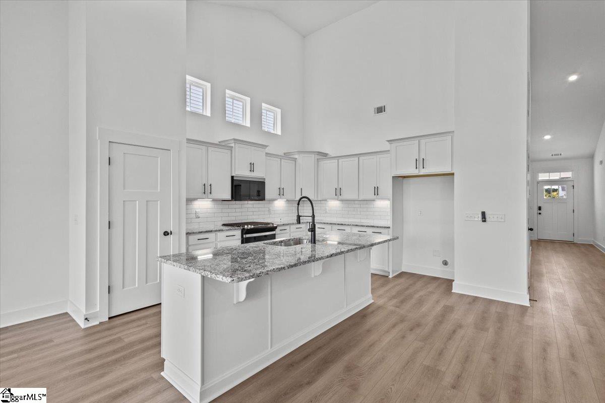 726 Rodin Road Moore, SC 29369 - Photo 6 of 29 Gallery Image 6