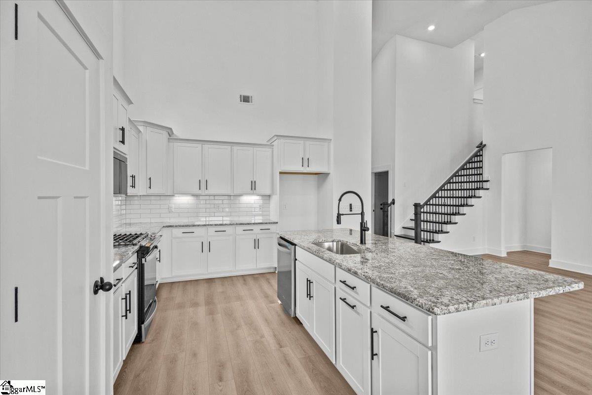 726 Rodin Road Moore, SC 29369 - Photo 7 of 29 Gallery Image 7