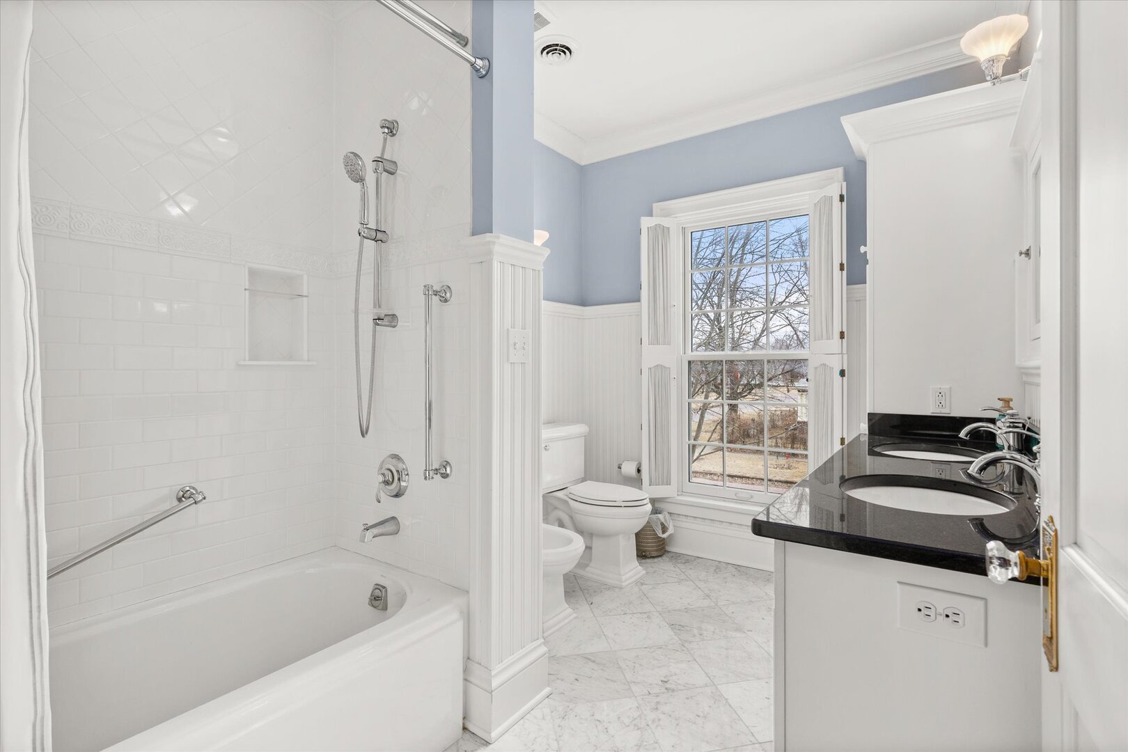 540 Pearl Street Ottawa, IL 61350 - Photo 36 of 70 a bathroom with a granite countertop sink a toilet and shower