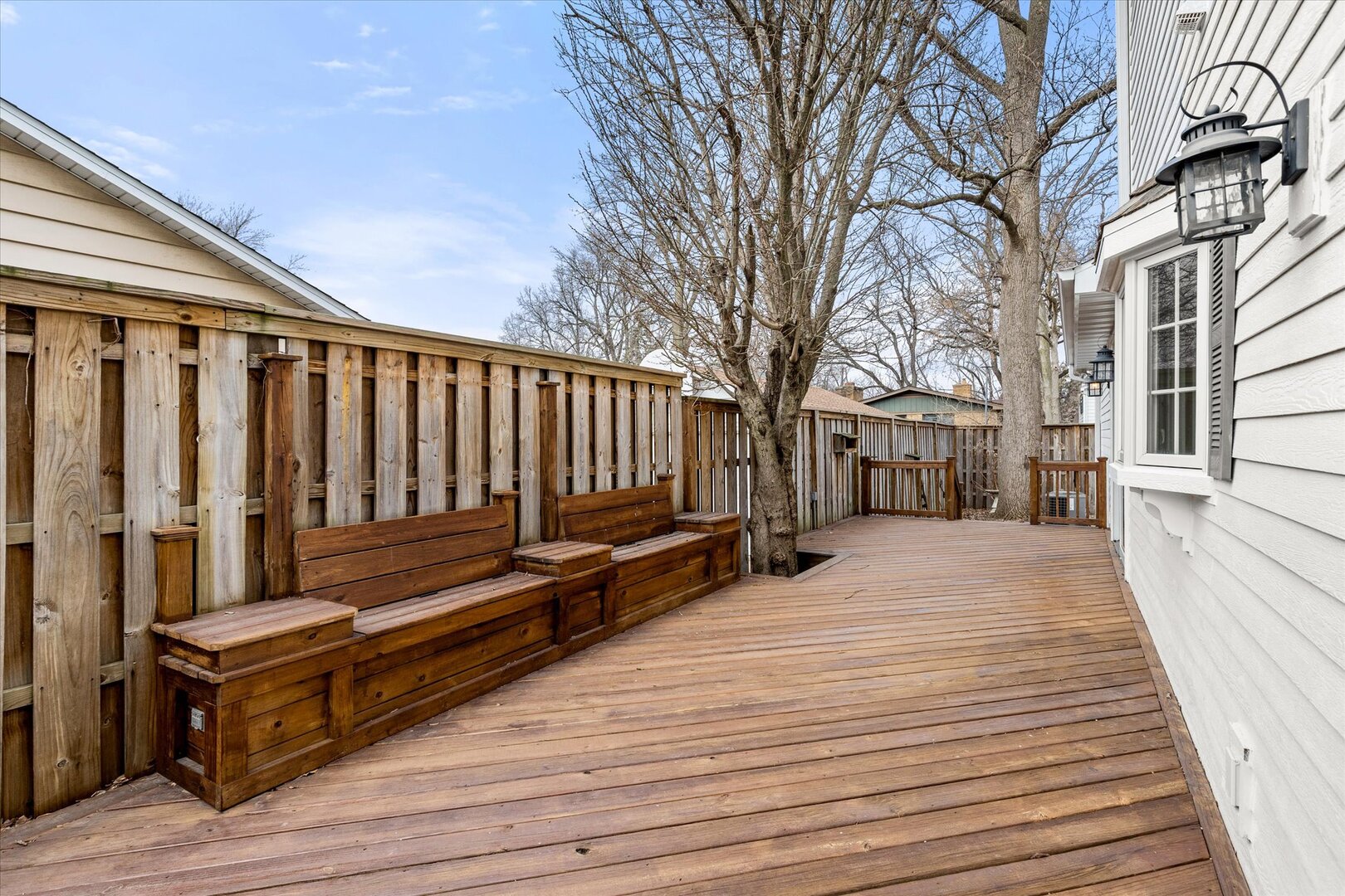 540 Pearl Street Ottawa, IL 61350 - Photo 67 of 70 a view of wooden deck