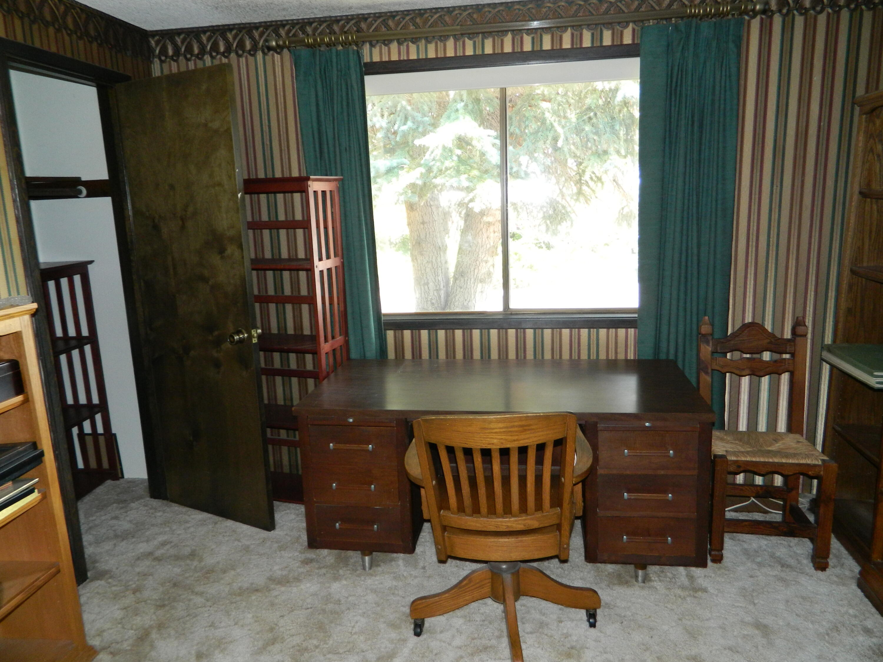 611 Pine Grove Road Klamath Falls, OR 97603 - Photo 20 of 25 DSCN1752 - Copy