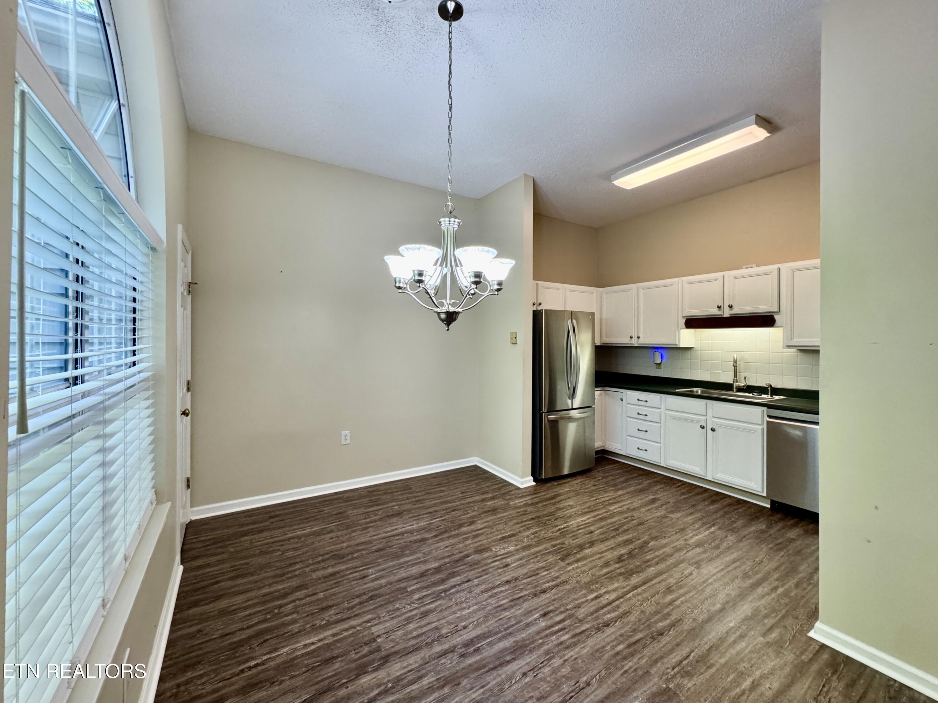 3319 Laurel View Road Knoxville, TN 37917 - Photo 15 of 36 17
