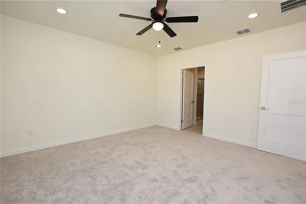 $2,700 | 3183 Cup Drive, Lakeland, FL 33803