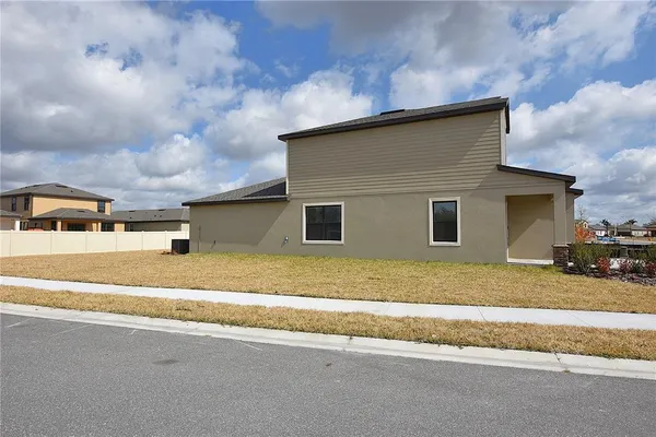 $2,700 | 3183 Cup Drive, Lakeland, FL 33803