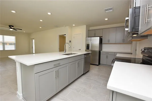 $2,700 | 3183 Cup Drive, Lakeland, FL 33803