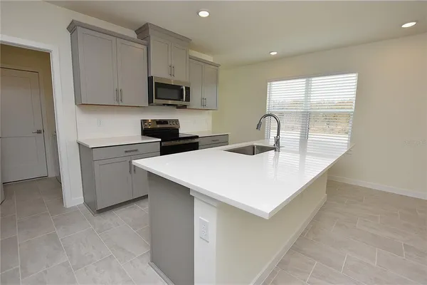 $2,700 | 3183 Cup Drive, Lakeland, FL 33803