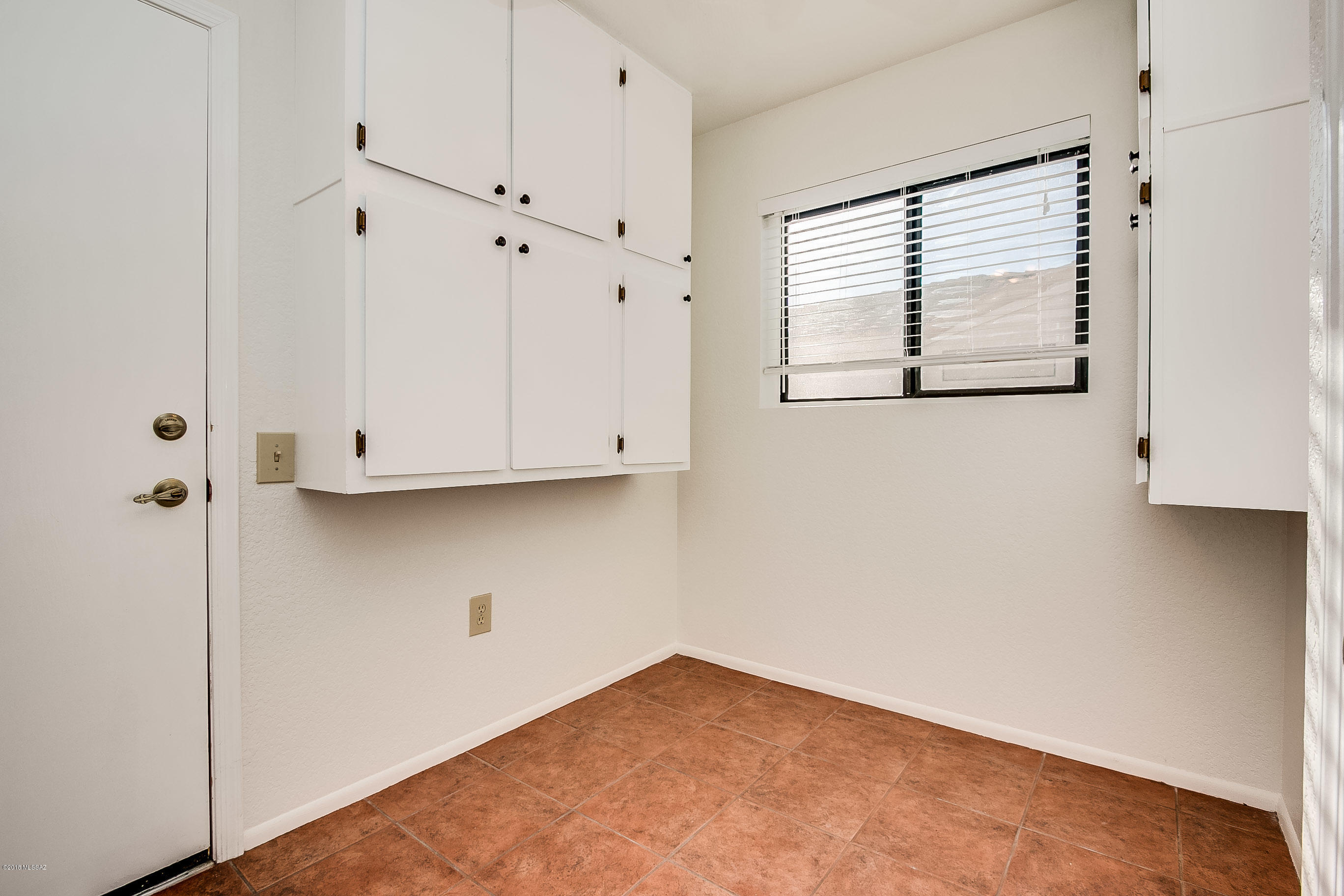 14307 North Rusty Gate Trail Oro Valley, AZ 85755 - Photo 17 of 42