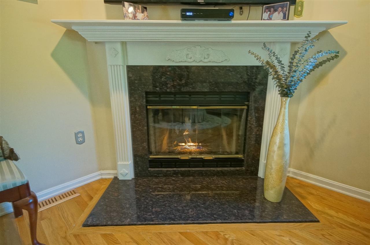 364 Winding Pond Road Londonderry, NH 03053 - Photo 17 of 37