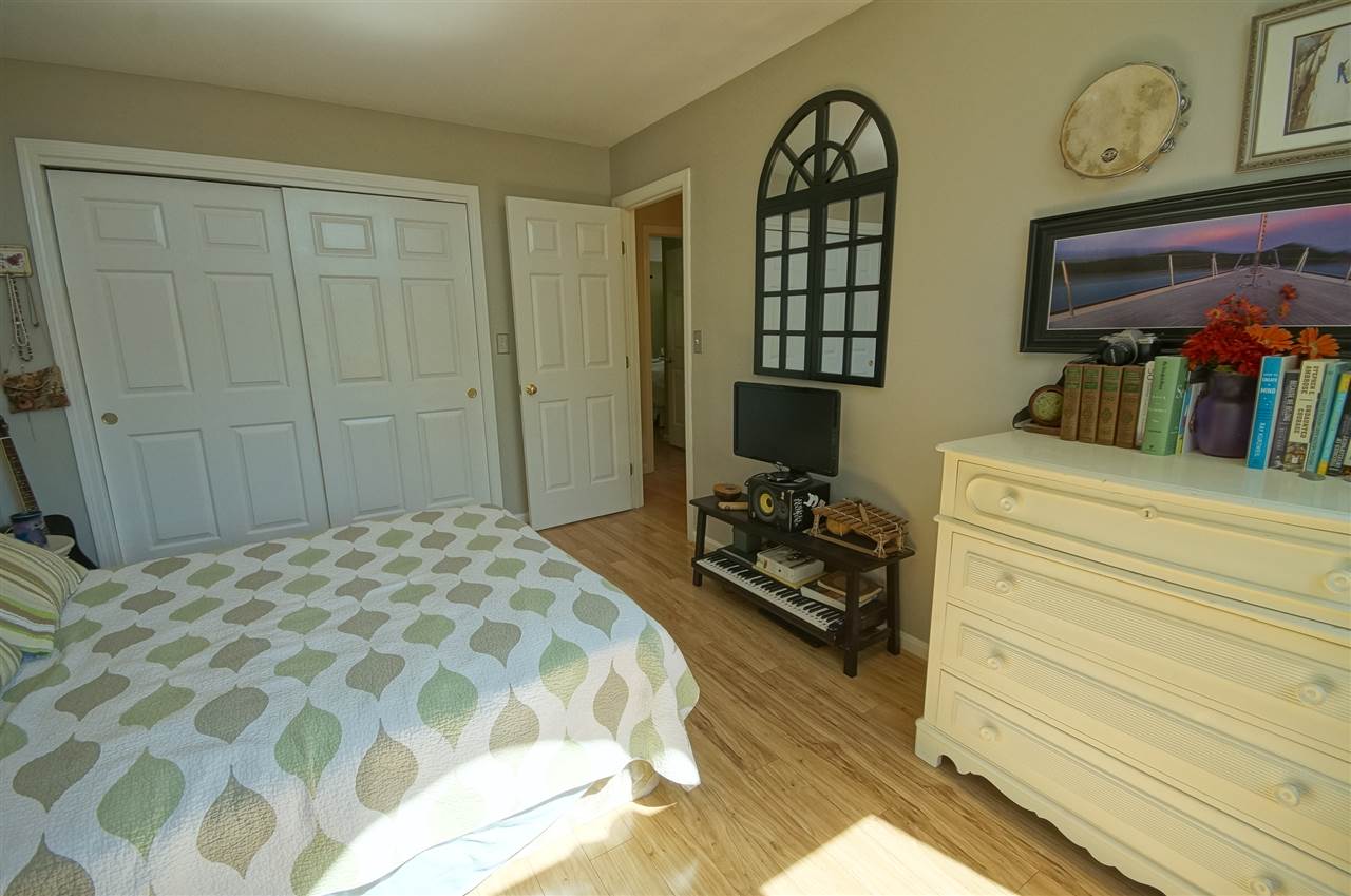 364 Winding Pond Road Londonderry, NH 03053 - Photo 18 of 37