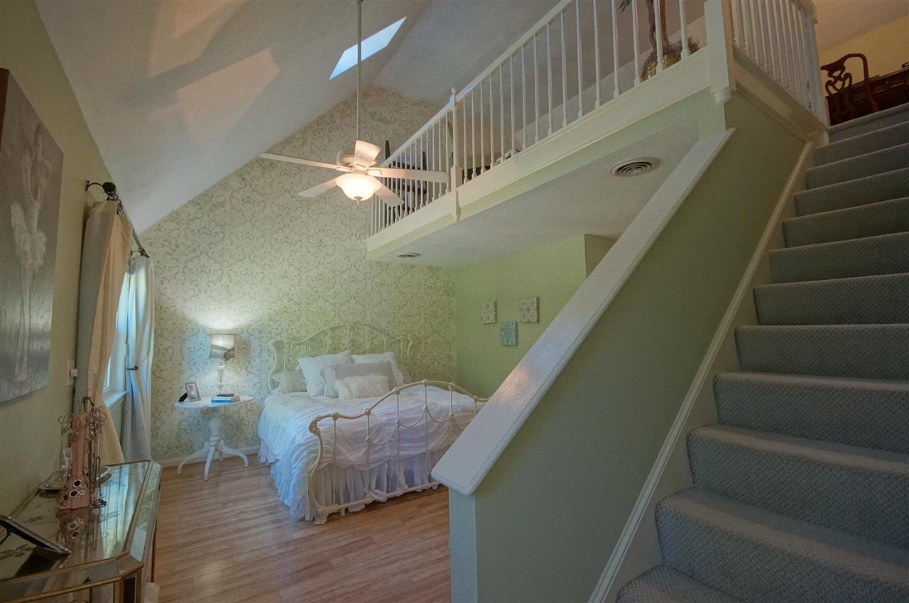 364 Winding Pond Road Londonderry, NH 03053 - Photo 25 of 37