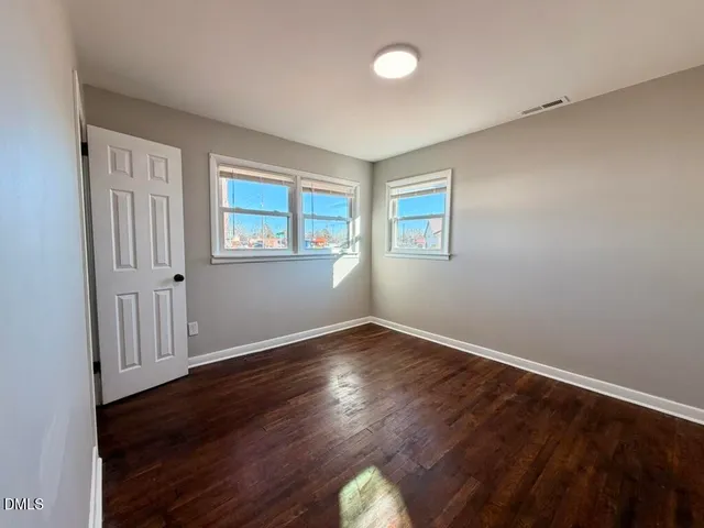 $1,100 | 910 East Divine Street, Dunn, NC 28334