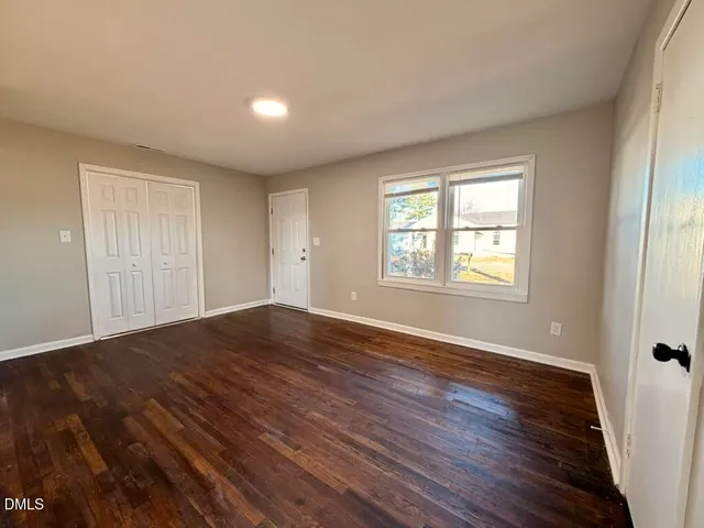 $1,100 | 910 East Divine Street, Dunn, NC 28334