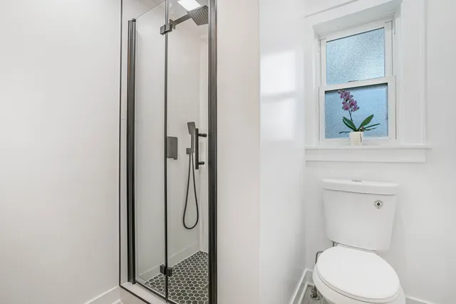 $385,000 | 9602 South Troy Avenue, Evergreen Park, IL 60805