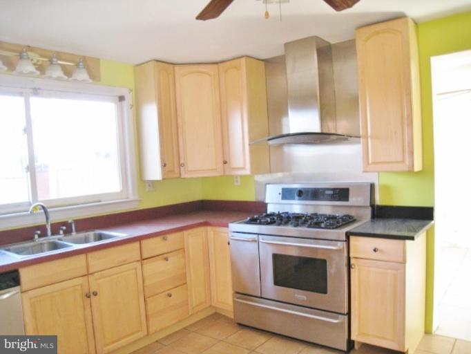 8438 Summit Point Road Charles Town, WV 25414 - Photo 16 of 20 Kitchen #2