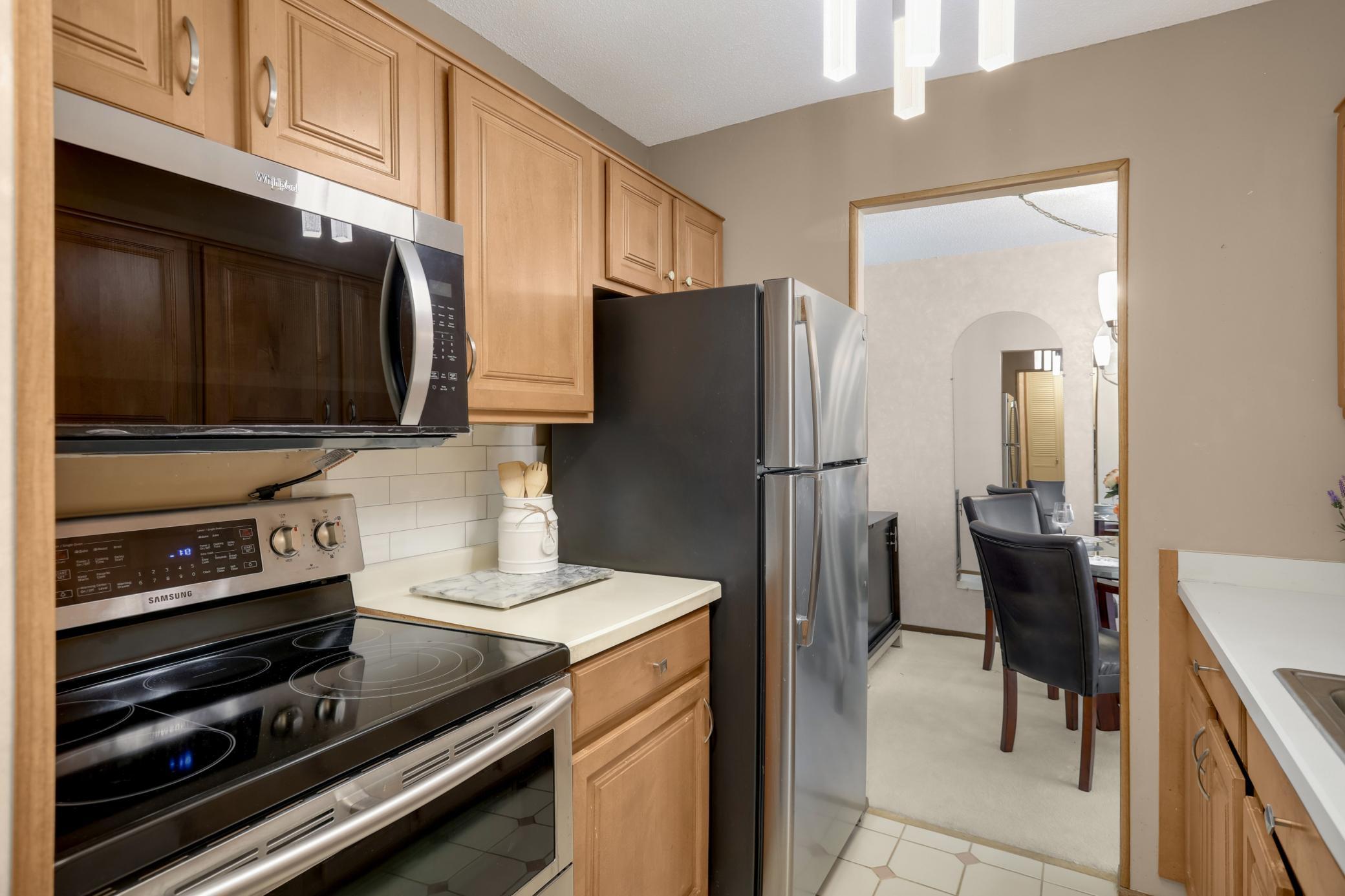 179 Little Canada Road East, Unit 327 Little Canada, MN 55117 - Photo 13 of 46