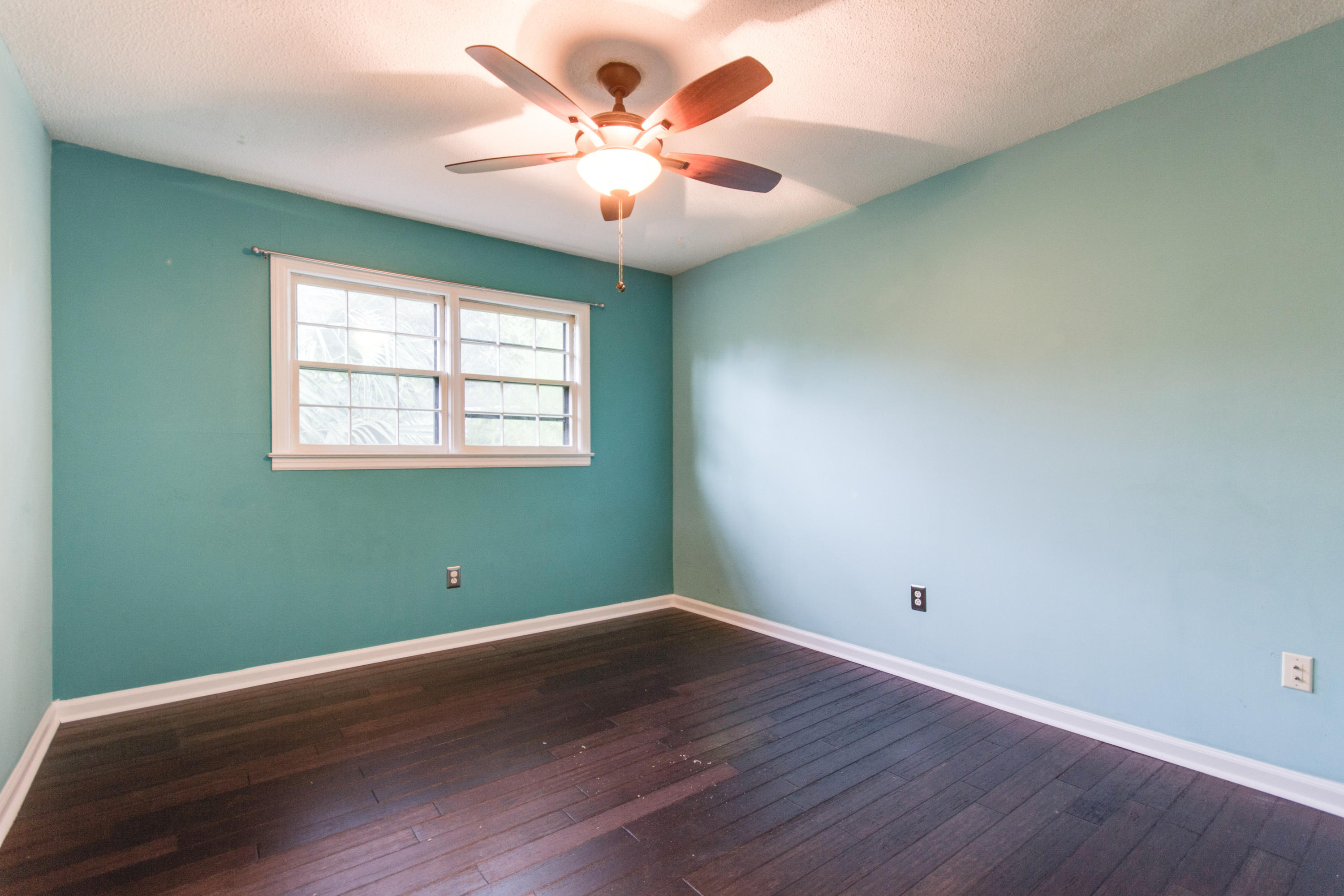 1016 Foxcroft Road Charleston, SC 29412 - Photo 18 of 27 ck1707071-1019