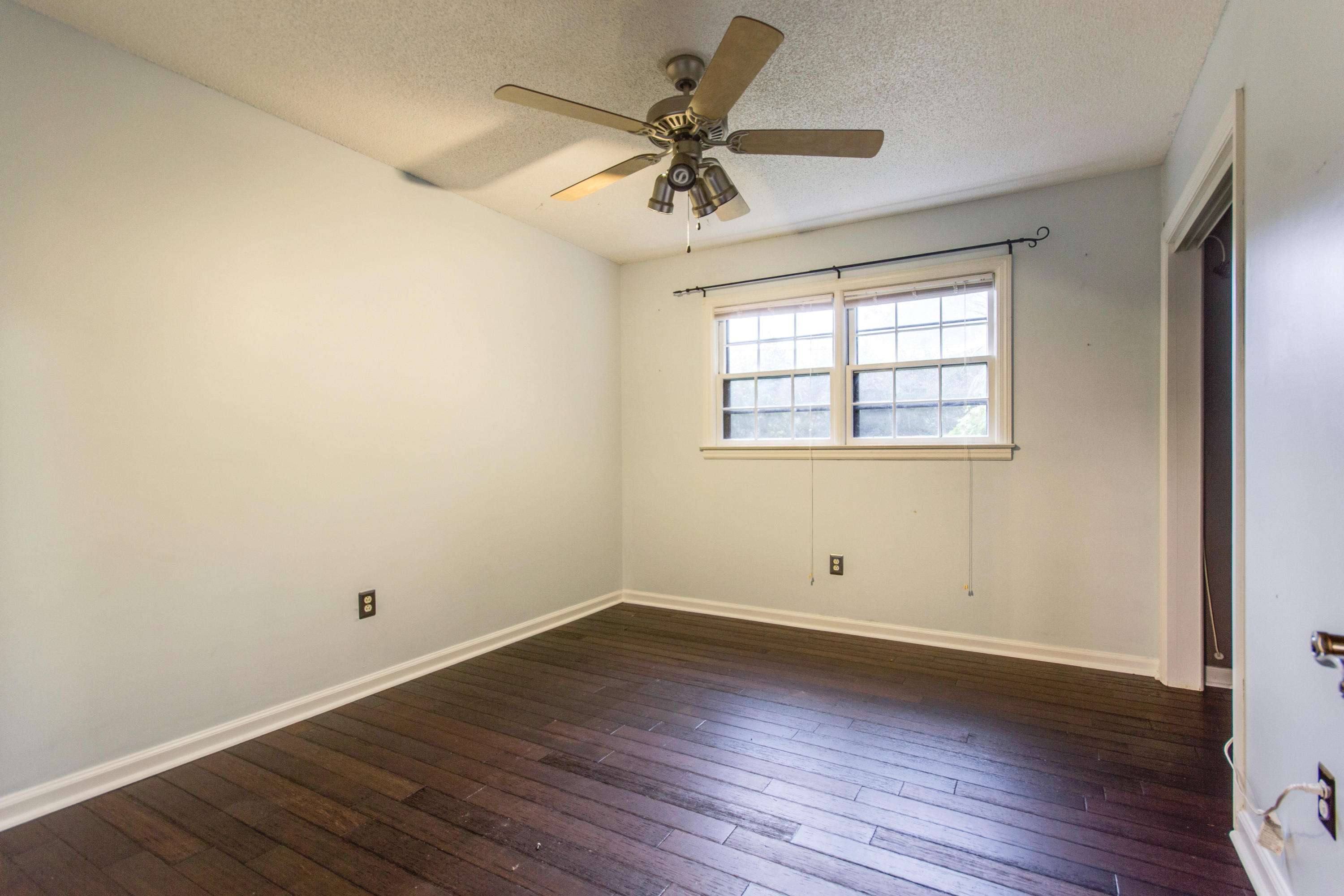 1016 Foxcroft Road Charleston, SC 29412 - Photo 21 of 27 ck1707071-1022