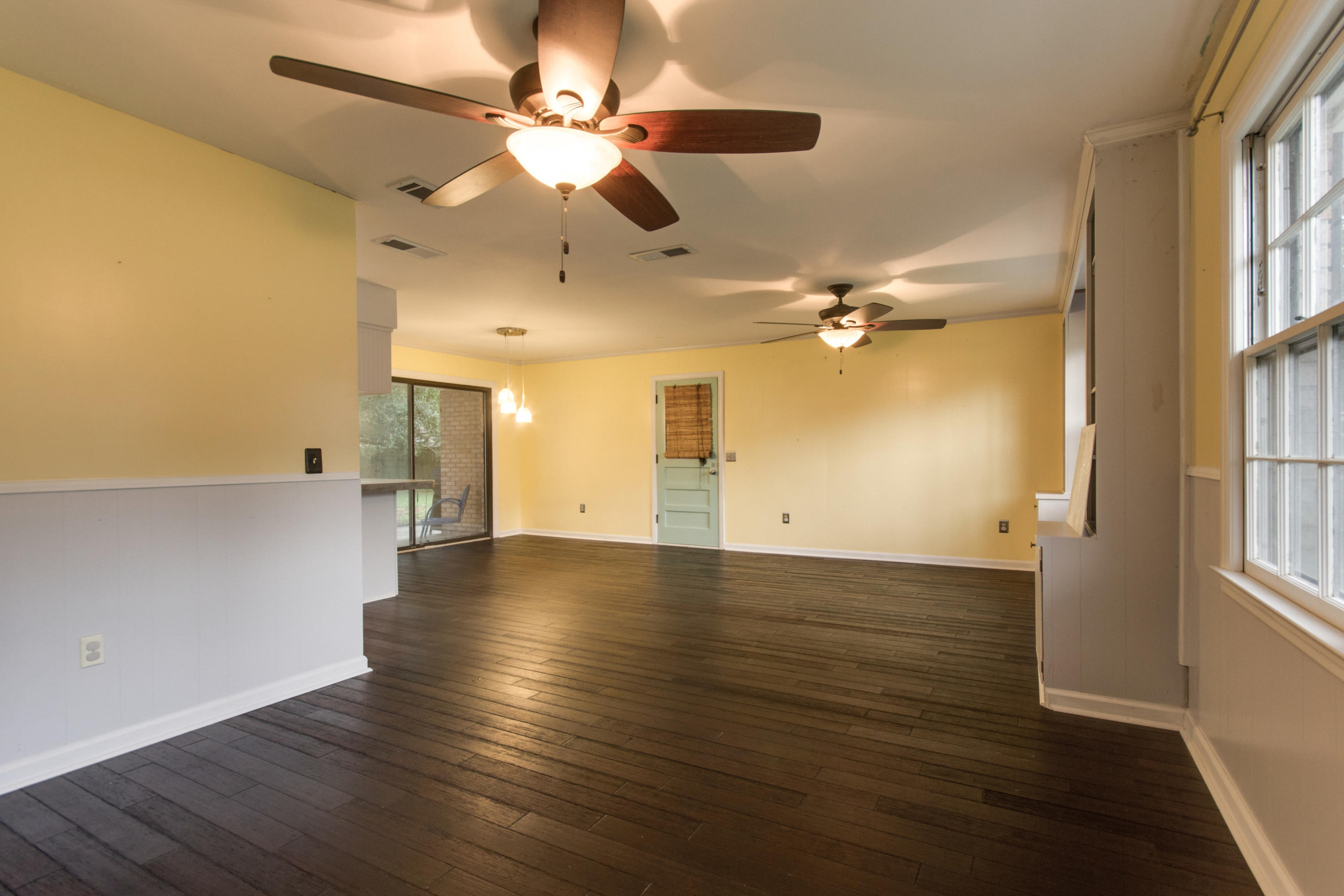 1016 Foxcroft Road Charleston, SC 29412 - Photo 9 of 27 ck1707071-1006