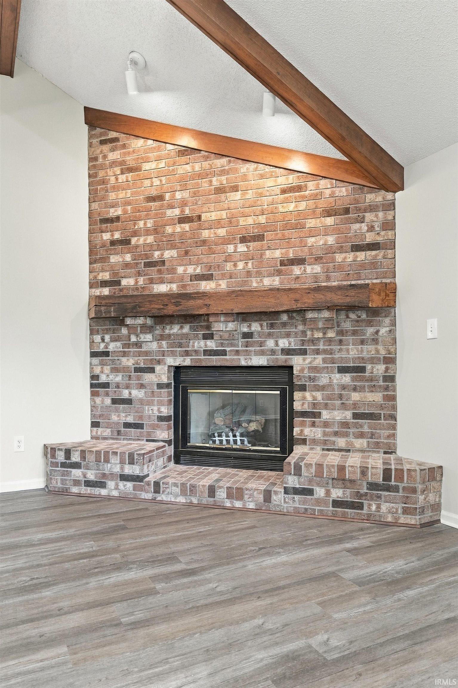 8805 Huguenard Road Fort Wayne, IN 46818 - Photo 15 of 50 Gallery Image 15