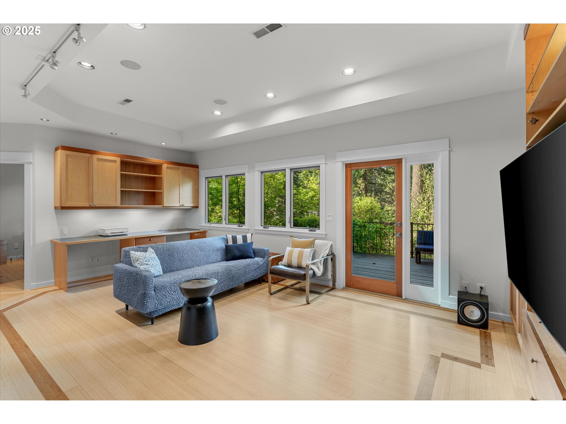 2883 Southwest Champlain Drive Portland, OR 97205 - Photo 15 of 32 Gallery Image 15