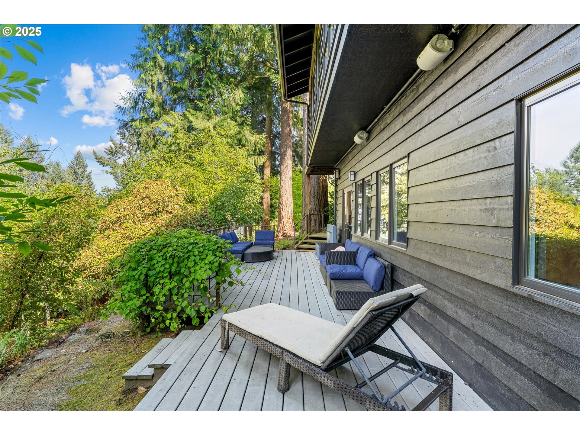 2883 Southwest Champlain Drive Portland, OR 97205 - Photo 24 of 32 Gallery Image 24