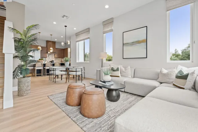 $1,296,092 | 982 Harcot Court, San Jose, CA 95133