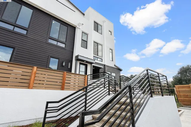 $1,296,092 | 982 Harcot Court, San Jose, CA 95133