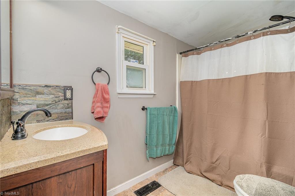 2724 Simpson Mill Road Mount Airy, NC 27030 - Photo 18 of 25 Gallery Image 18
