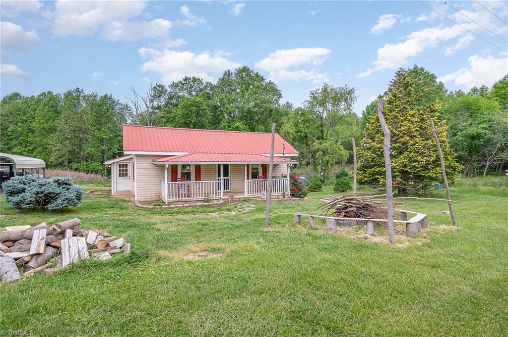 2724 Simpson Mill Road Mount Airy, NC 27030 - Photo 2 of 25 Gallery Image 2
