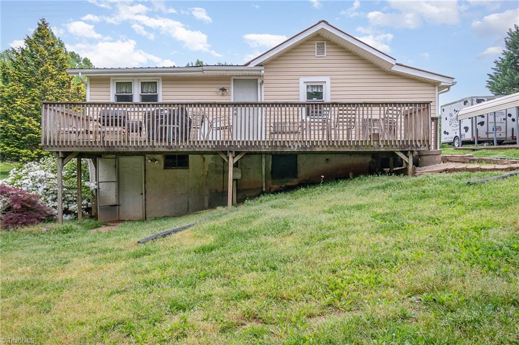 2724 Simpson Mill Road Mount Airy, NC 27030 - Photo 23 of 25 Gallery Image 23