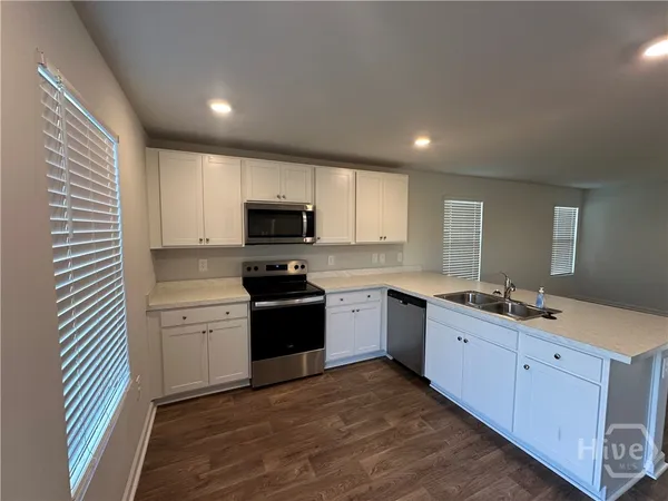 $2,000 | 48 Arrowhead Way, Port Wentworth, GA 31407