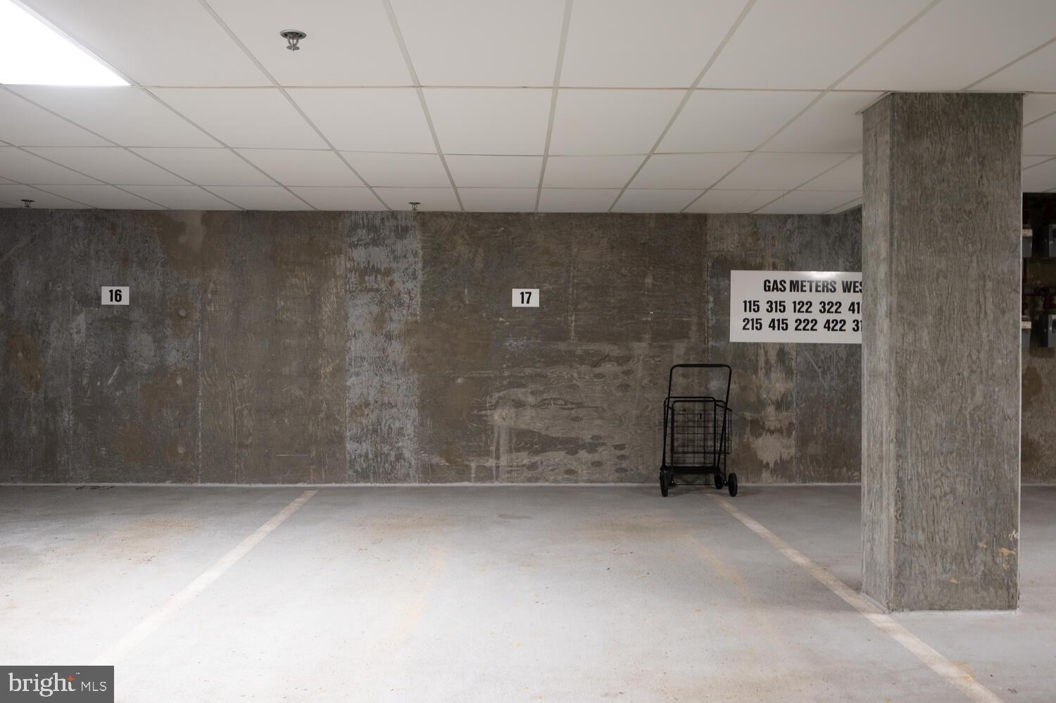 10328 Sager Avenue, Unit 217 Fairfax, VA 22030 - Photo 31 of 42 a view of an empty room