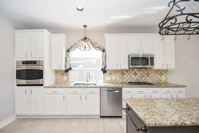 $4,000 | 22402 Caroline Chase Court, Katy, TX 77494