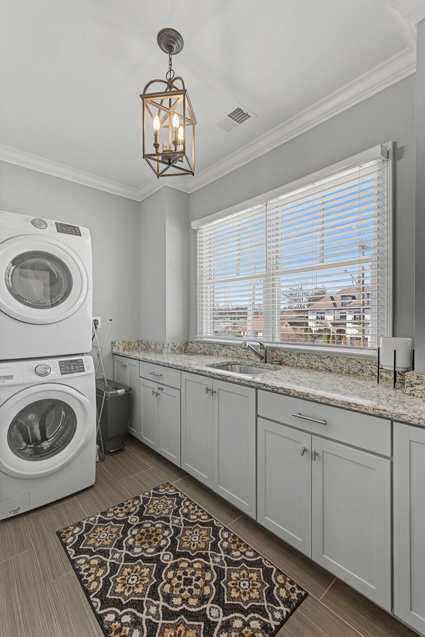 4108 A Lone Oak Road Nashville, TN 37215 - Photo 18 of 36 a kitchen with sink and cabinets