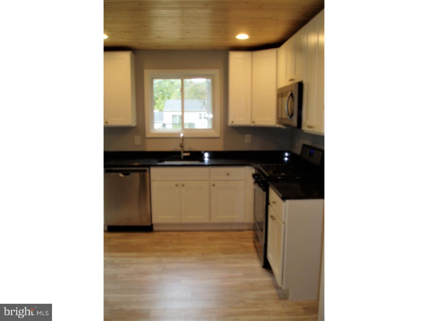 255 Peppermill Road West Berlin, NJ 08091 - Photo 5 of 22 Kitchen