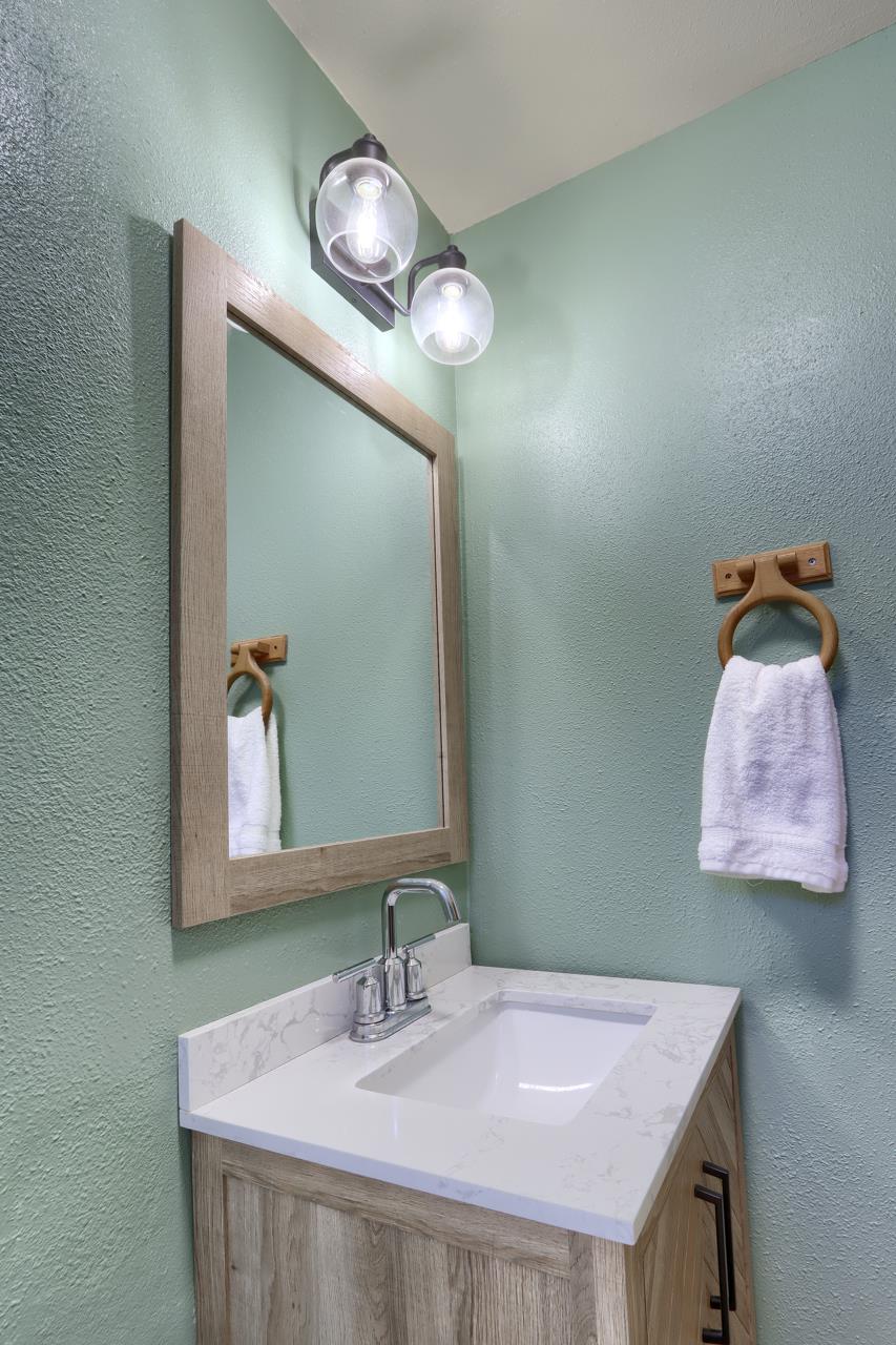 43016 Sunshine Mountain Road Oakhurst, CA 93644 - Photo 17 of 85