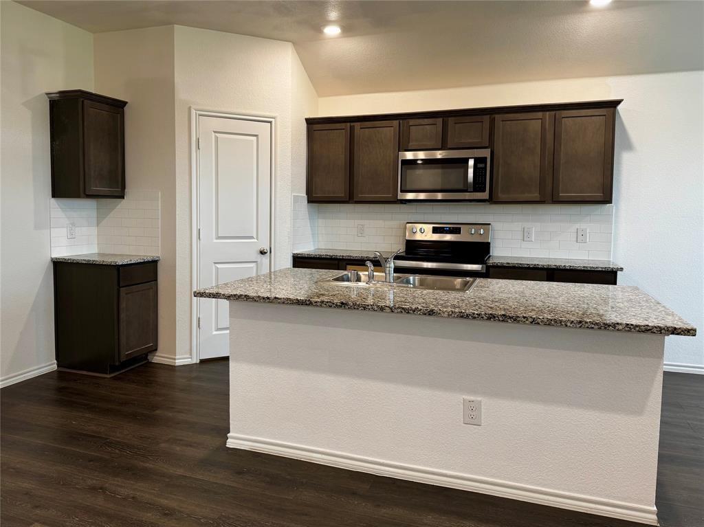 4325 Pyramid Drive Forney, TX 75126 - Photo 6 of 25