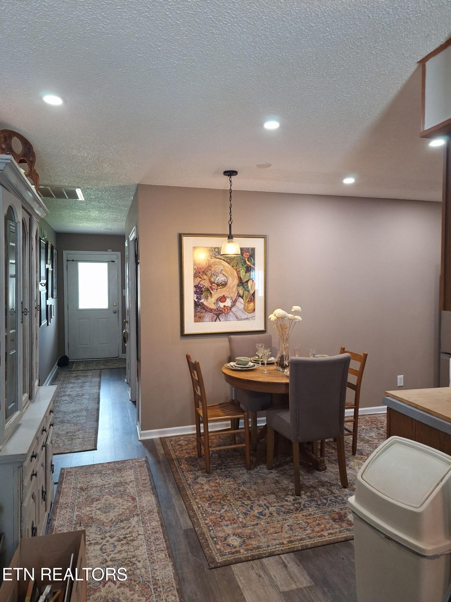 8016 Stablegate Way Powell, TN 37849 - Photo 10 of 22 Gallery Image 10