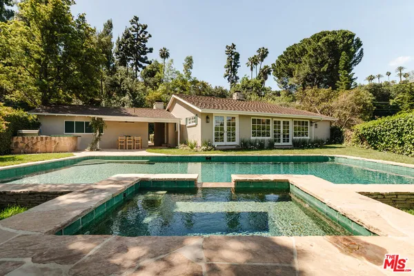 $1,999,000 | 4451 Coronet Drive, Encino, CA 91316