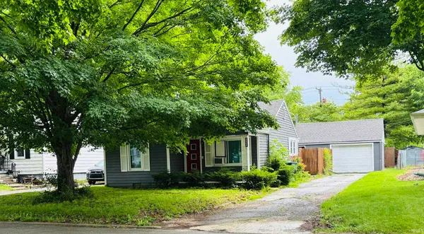 $130,000 | 2004 North Milton Street, Muncie, IN 47303