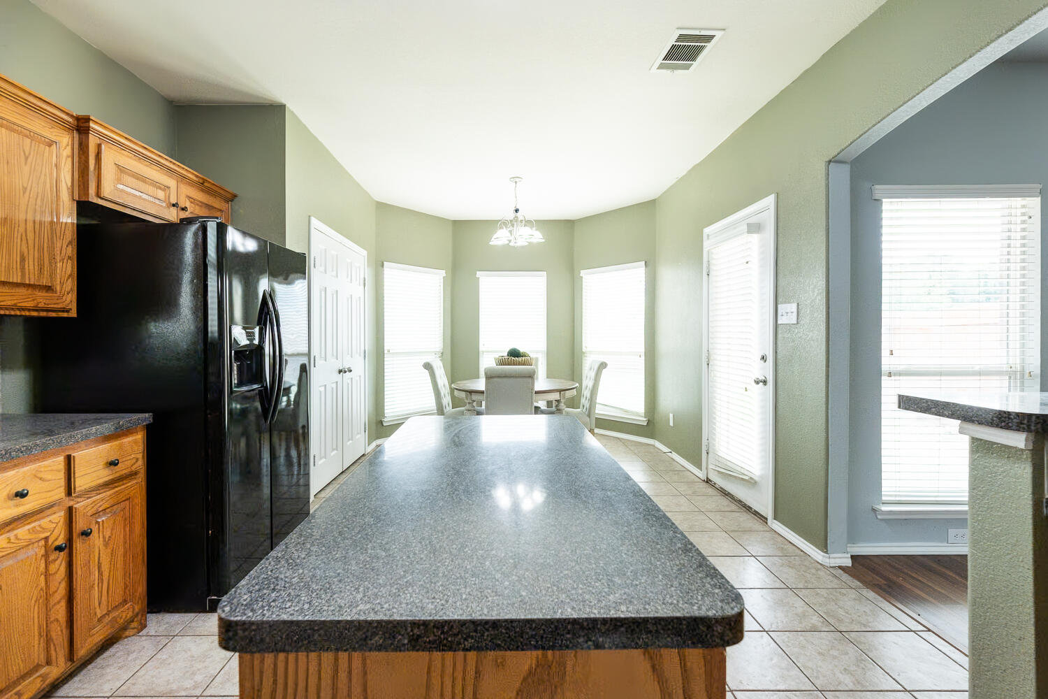 4919 Hanover Street Lubbock, TX 79416 - Photo 24 of 76 -