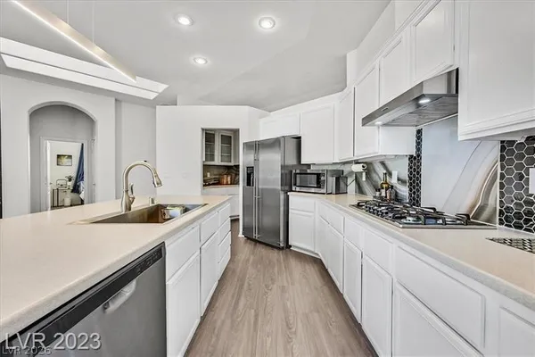 $3,800 | 8086 Lapis Harbor Avenue, Las Vegas, NV 89117