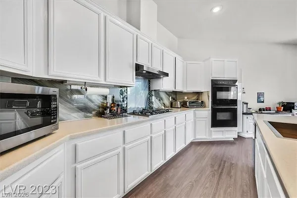 $3,800 | 8086 Lapis Harbor Avenue, Las Vegas, NV 89117