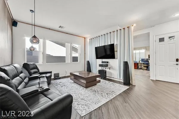 $3,800 | 8086 Lapis Harbor Avenue, Las Vegas, NV 89117