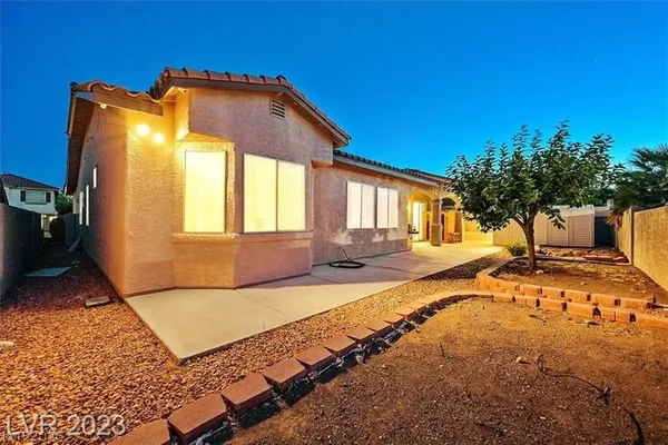 $3,800 | 8086 Lapis Harbor Avenue, Las Vegas, NV 89117