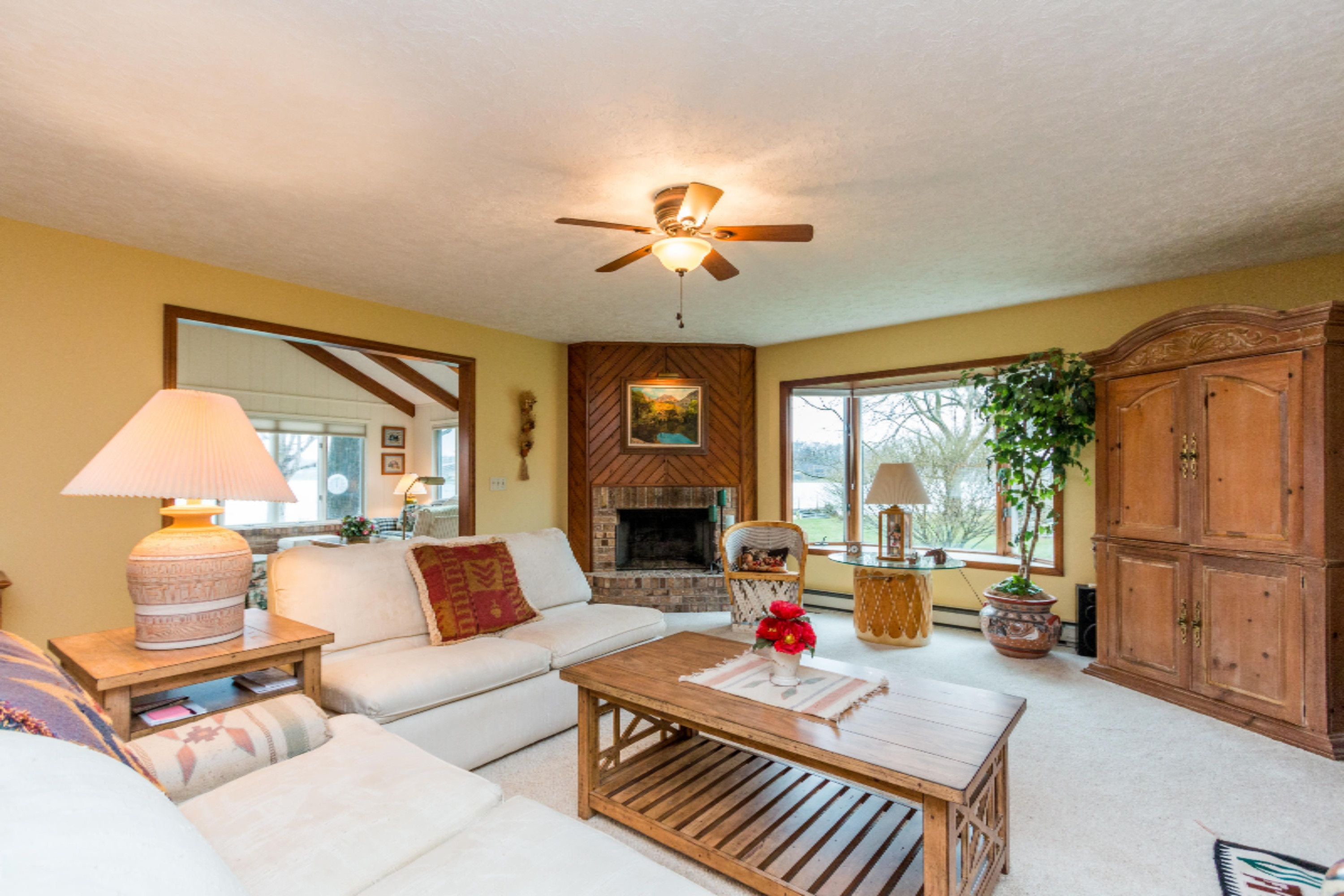 12719 Sleepy Hollow Road Three Rivers, MI 49093 - Photo 13 of 32 Living Room
