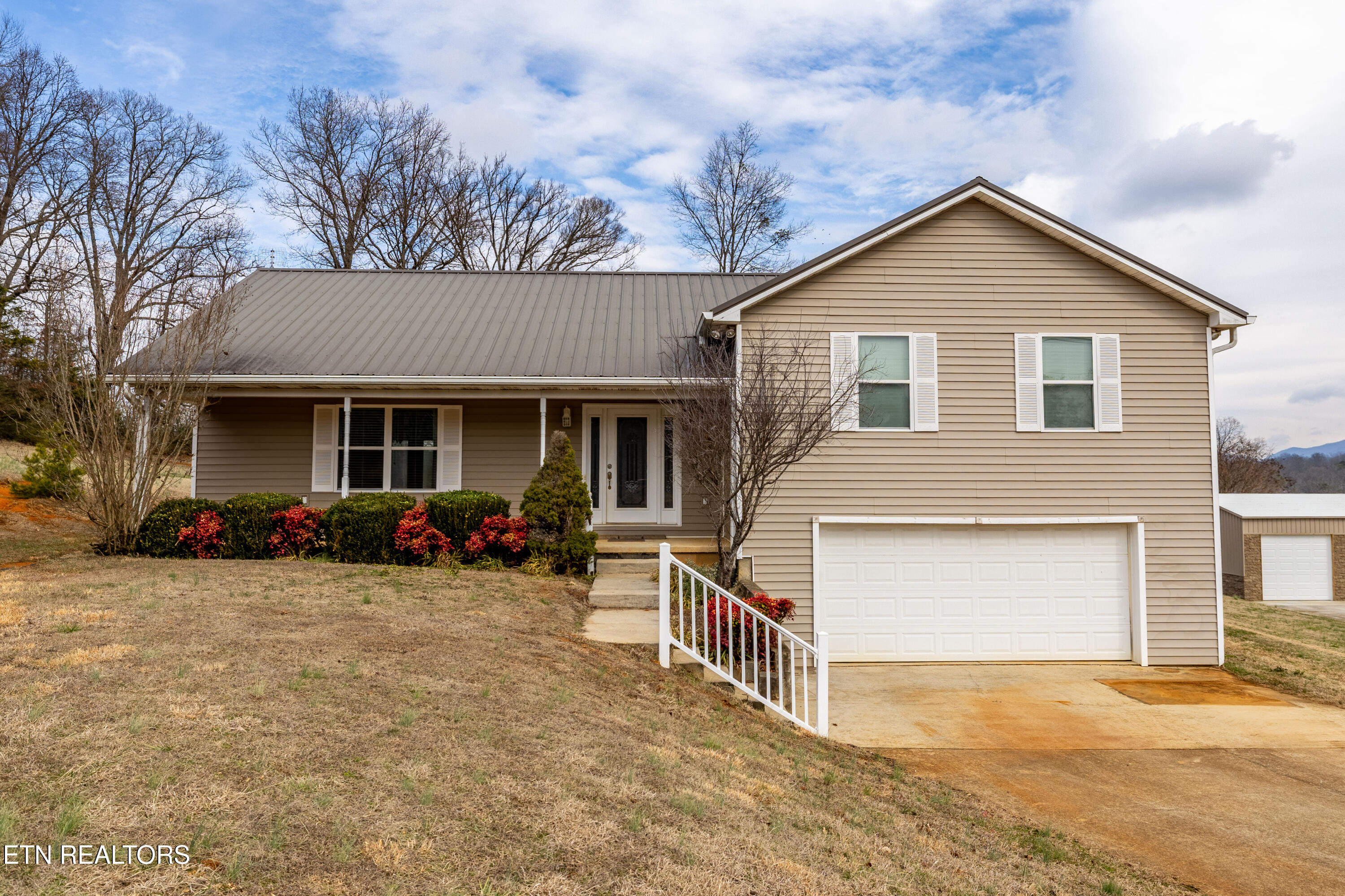 3018 Peach Orchard Road Maryville, TN 37803 - Photo 11 of 60 3018PeachOrchardRd-30