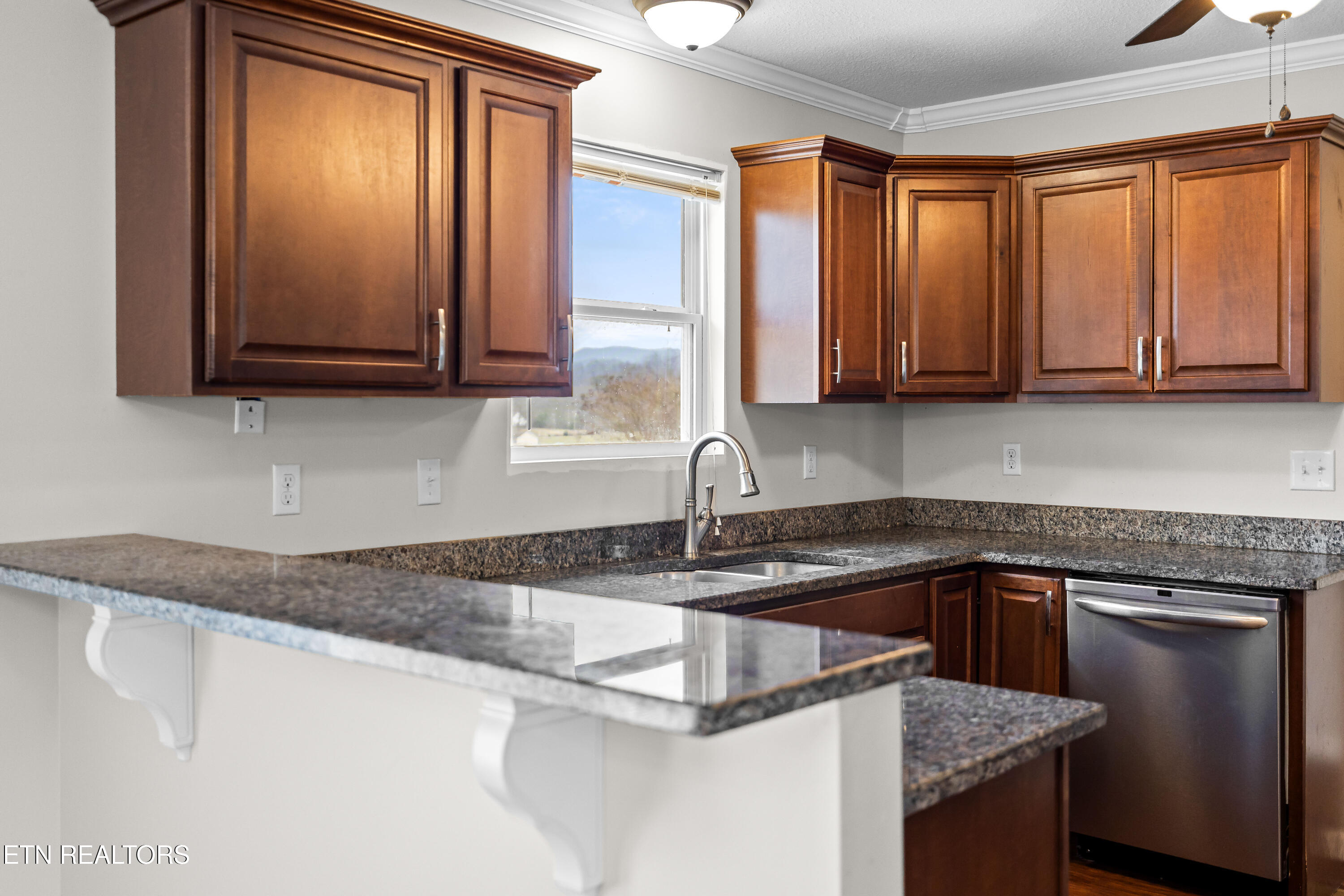 3018 Peach Orchard Road Maryville, TN 37803 - Photo 21 of 60 3018PeachOrchardRd-40