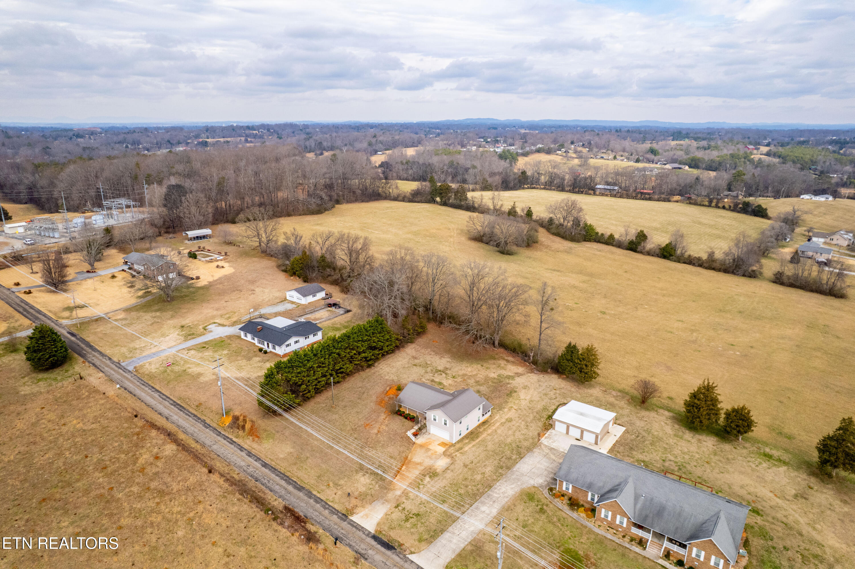 3018 Peach Orchard Road Maryville, TN 37803 - Photo 44 of 60 3018PeachOrchardRd-10